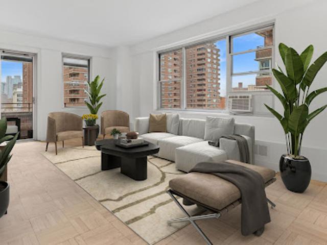 Apartment for sale in Arverne, New York