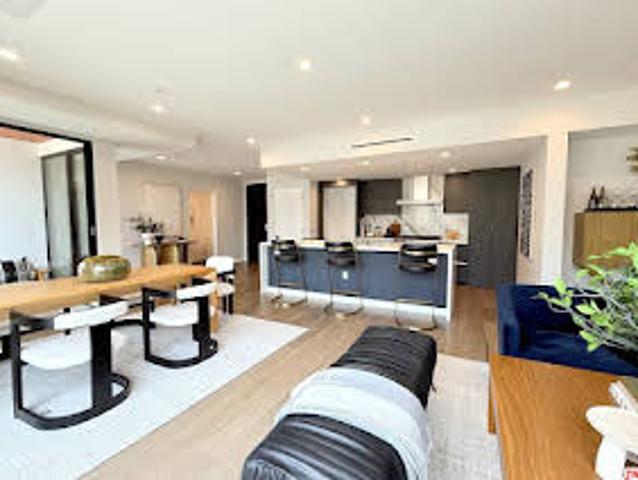 Apartment for sale in Los Angeles Apartment for sale in Los Angeles