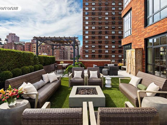 Apartment for sale in Arverne, New York