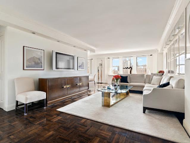 Apartment for sale in Arverne, New York