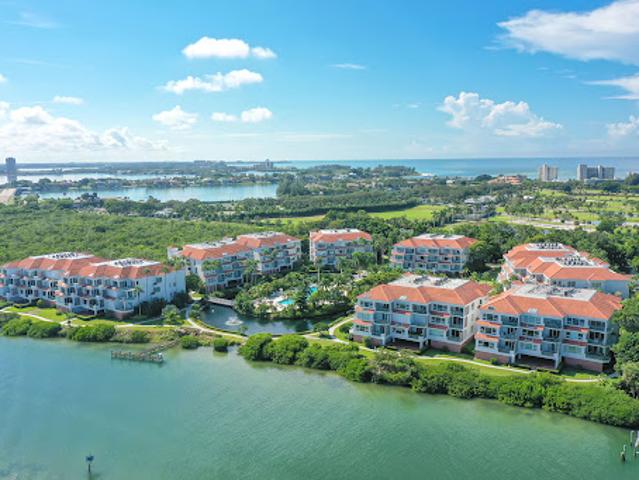 Apartment for rent in Longboat Key, Florida