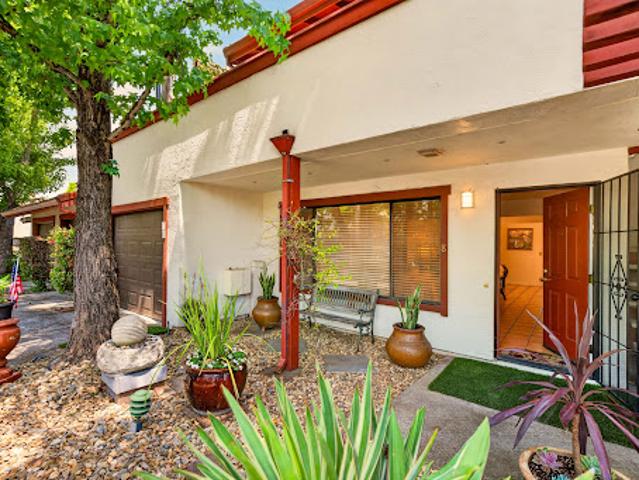 Apartment for sale in Sonoma, California