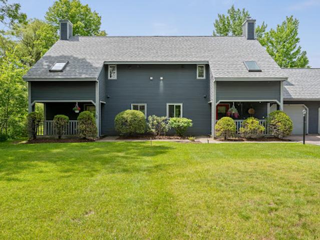 Apartment for sale in Shelburne, Vermont