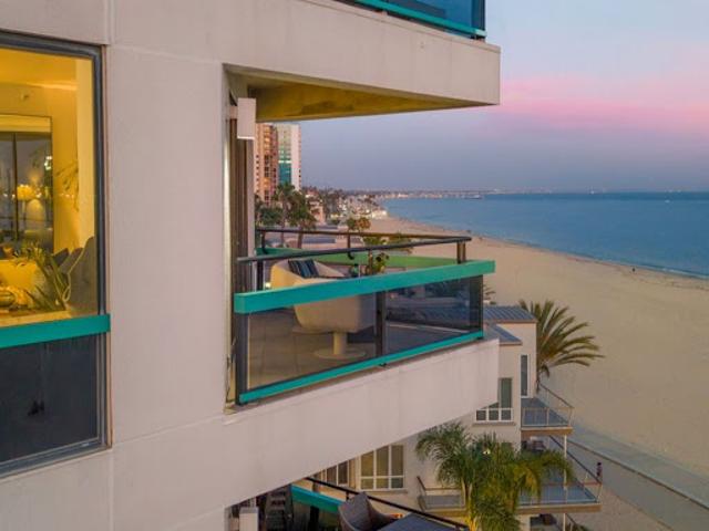 Apartment for sale in Long Beach, California