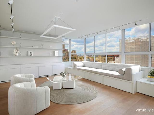 Apartment for sale in Arverne, New York