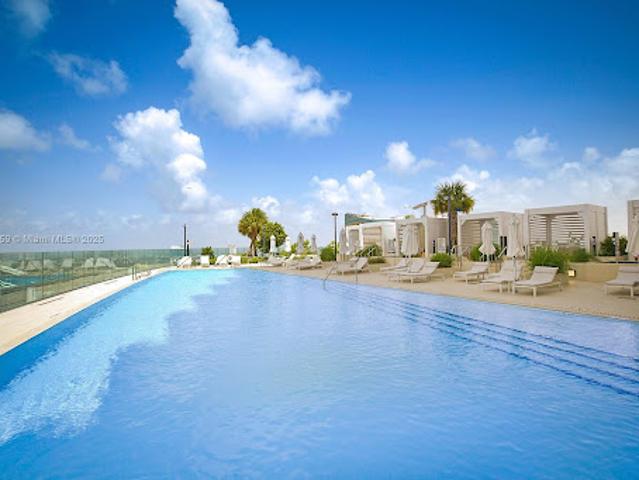 Apartment for sale in Miami, Florida