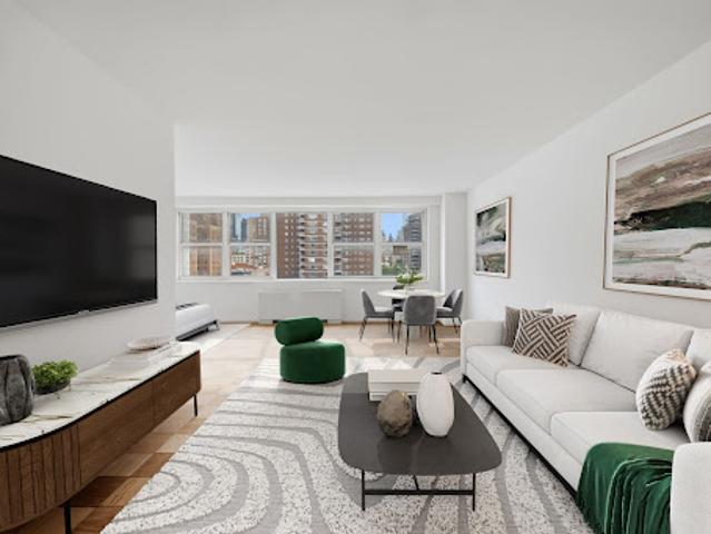 Apartment for sale in Arverne, New York