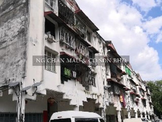 Apartment for sale in Kuala Lumpur, Country Heights Damansara