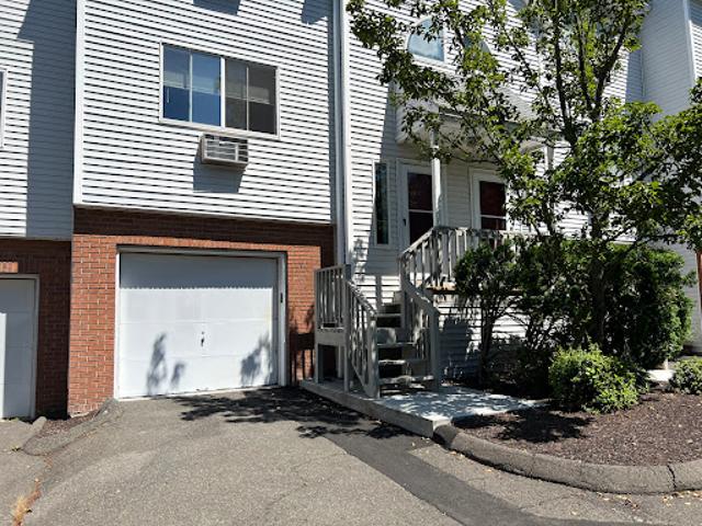 Apartment for rent in Waterbury, Connecticut