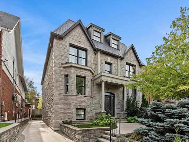 Apartment for sale in Woburn, Ontario