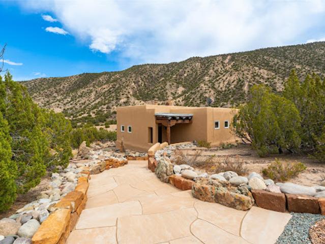 Apartment for sale in Ojo Caliente, New Mexico