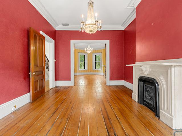 Apartment for sale in Boston, Massachusetts