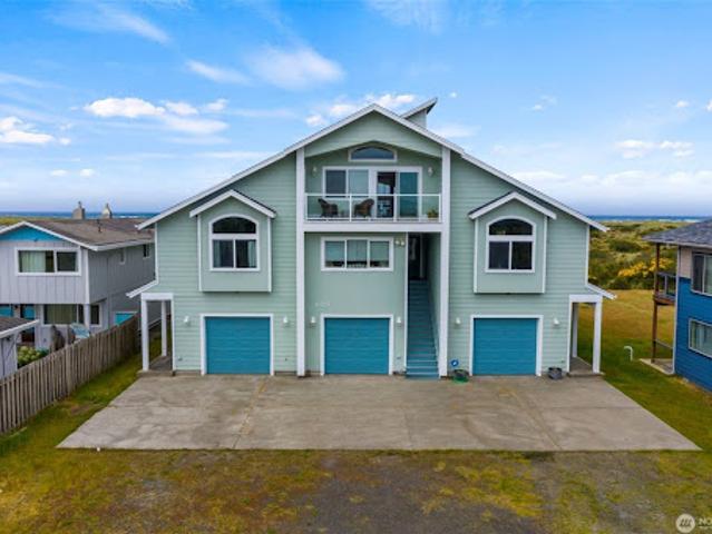 Apartment for sale in Ocean Shores, Washington
