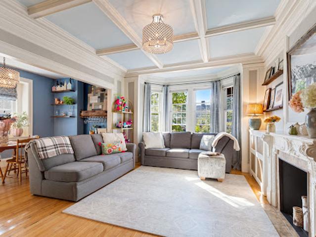 Apartment for sale in Melrose, Massachusetts