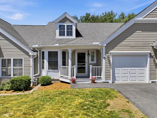 Apartment for sale in Hudson, Massachusetts