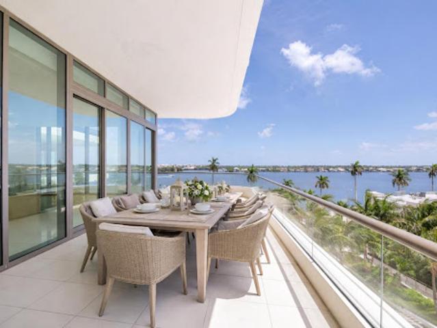 Apartment for sale in West Palm Beach, Florida