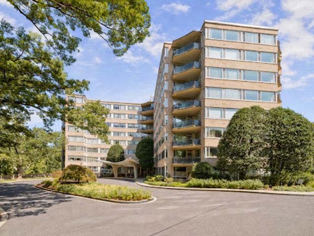 Apartment for sale in Washington, Washington DC