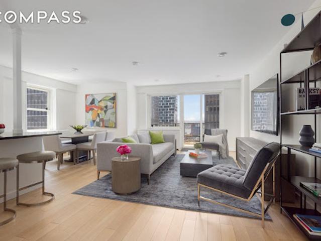 Apartment for sale in Arverne, New York