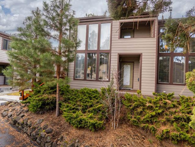 Apartment for sale in Oregonia