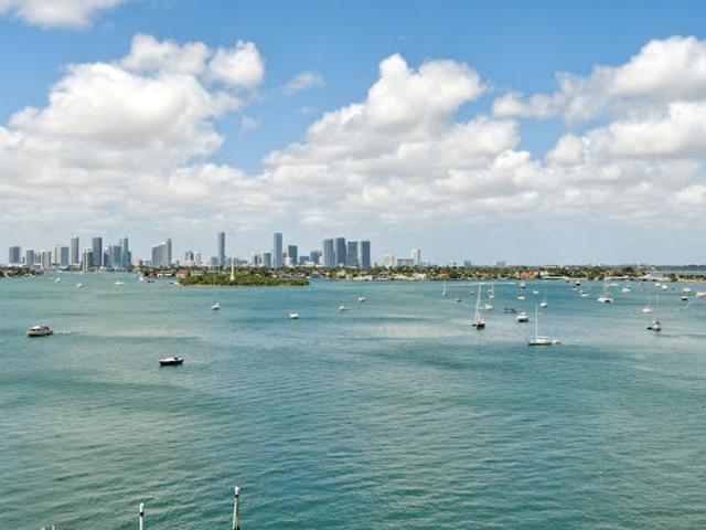 Apartment for sale in Miami Beach, Florida