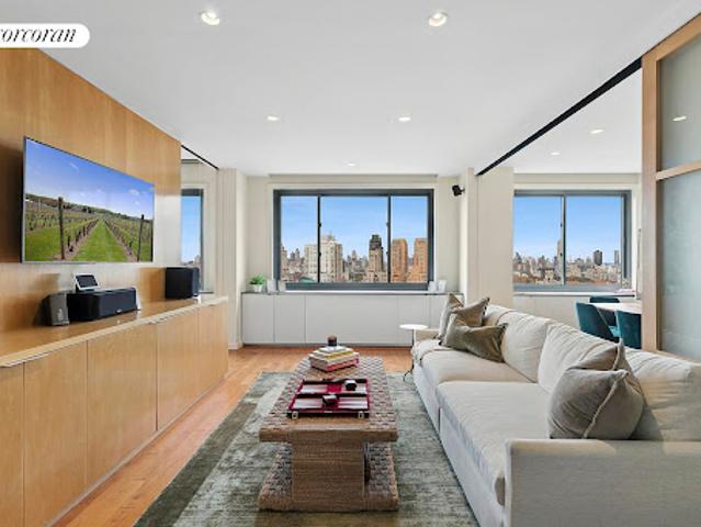 Apartment for sale in Arverne, New York