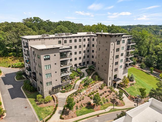 Apartment for sale in Greenville, Greenville County