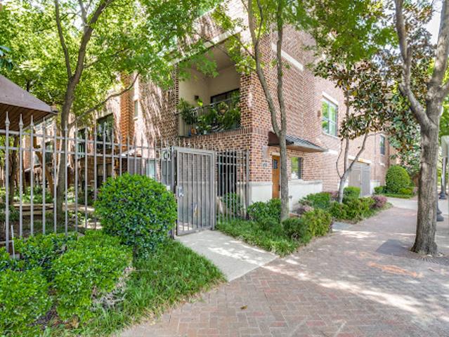 Apartment for sale in Dallas, Texas
