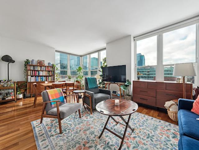 Apartment for sale in Hudson, New Jersey