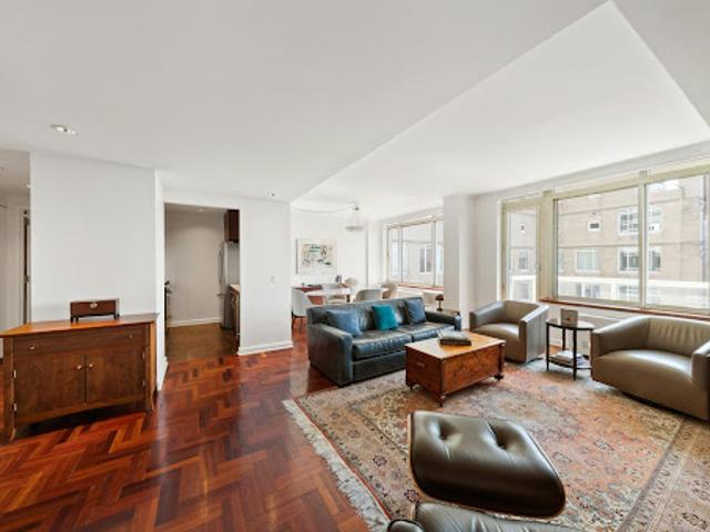 Apartment for sale in Arverne, New York