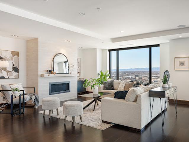 Apartment for sale in Denver