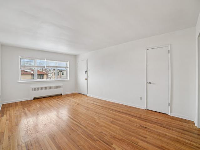 Apartment for sale in Fort Lee, New Jersey