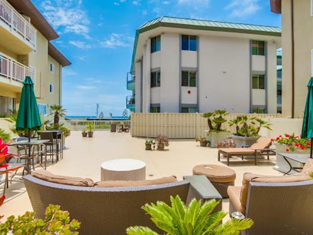 Apartment for sale in La Jolla Apartment for sale in La Jolla