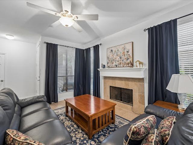 Apartment for sale in Houston, Harris County