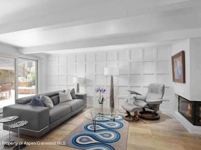 Apartment for sale in Aspen, Pitkin County