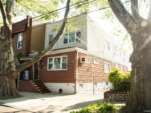 Apartment for sale in Arverne, New York