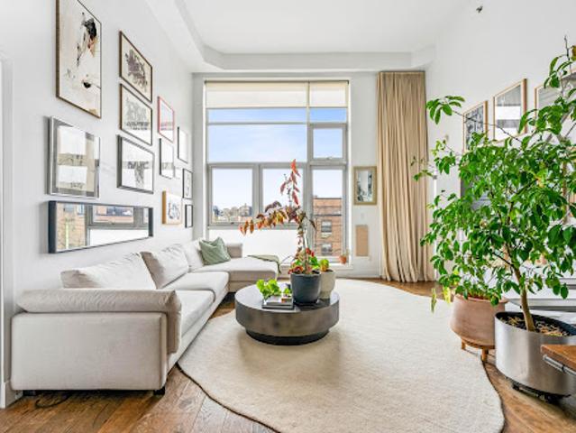 Apartment for sale in Arverne, New York