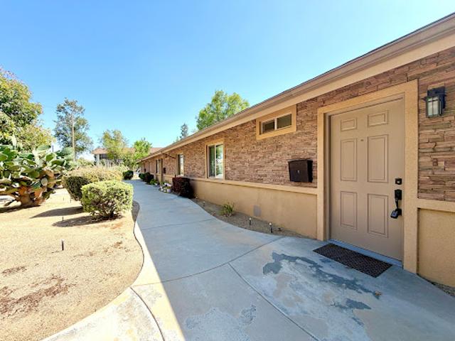 Apartment for rent in Claremont, California