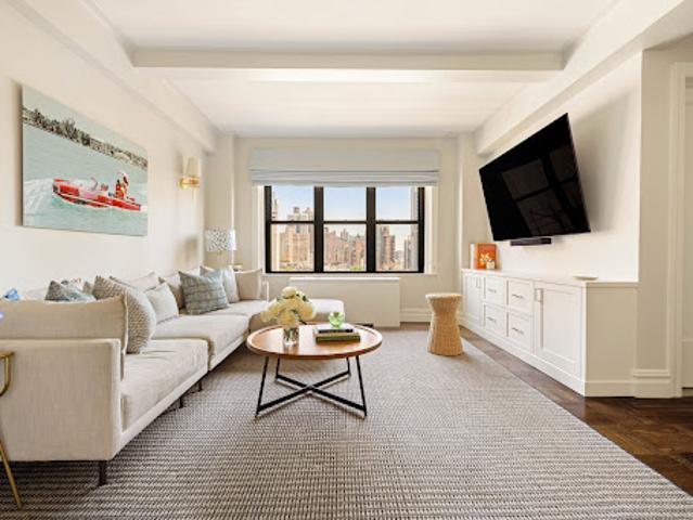 Apartment for sale in Arverne, New York