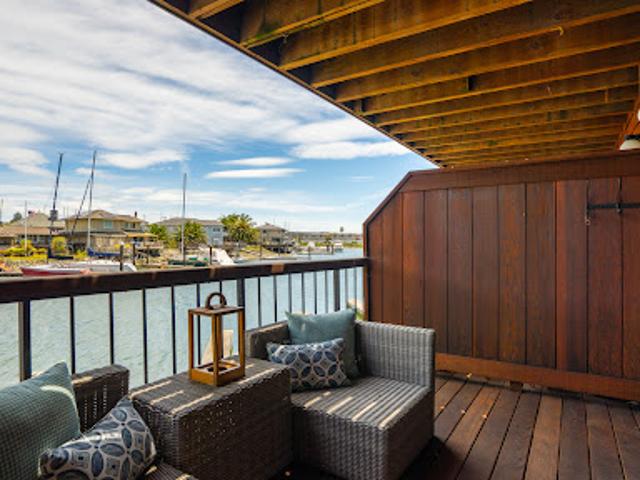 Apartment for sale in San Rafael, California
