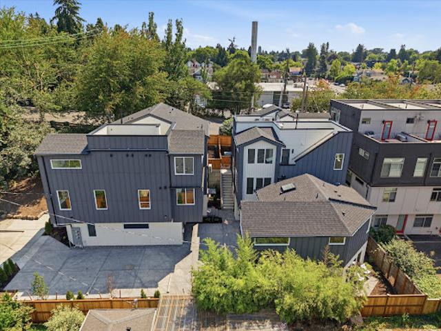 Apartment for sale in Seattle, Washington