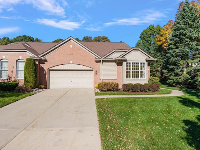 Apartment for sale in Rochester, Oakland County