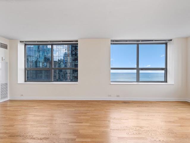 Apartment for sale in Chicago Park, Illinois