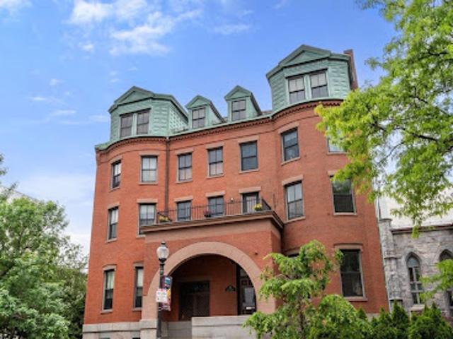 Apartment for sale in Boston, Massachusetts