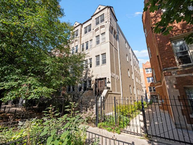 Apartment for sale in Chicago, Cook County