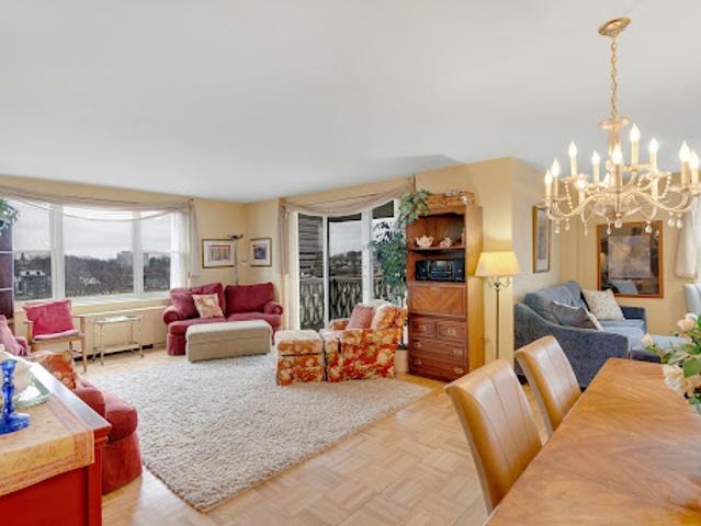 Apartment for sale in Fort Lee, New Jersey