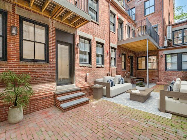 Apartment for sale in Boston