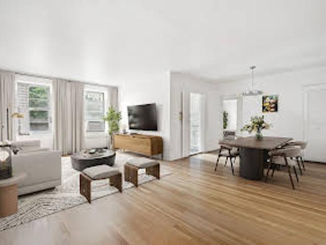 Apartment for sale in Forest Hills