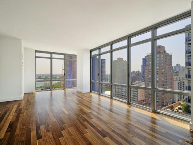 Apartment for sale in Arverne, New York