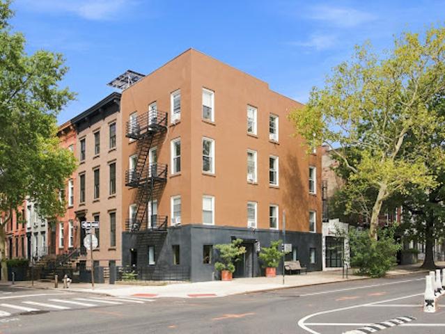 Apartment for sale in Arverne, New York