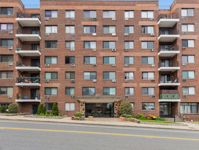 Apartment for sale in White Plains, New York